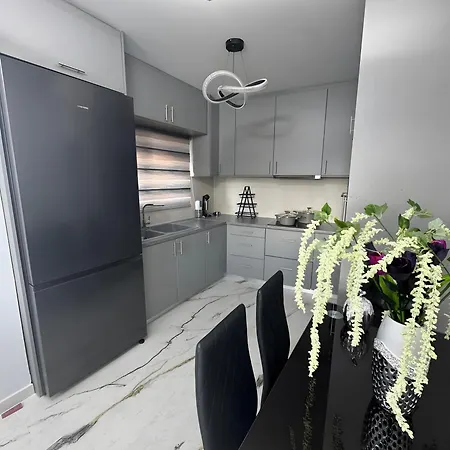 Holiday home Olga's Modern Retreat, *