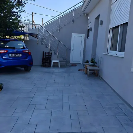 Olga's Modern Retreat, Holiday home Loutraki (Corinthia)