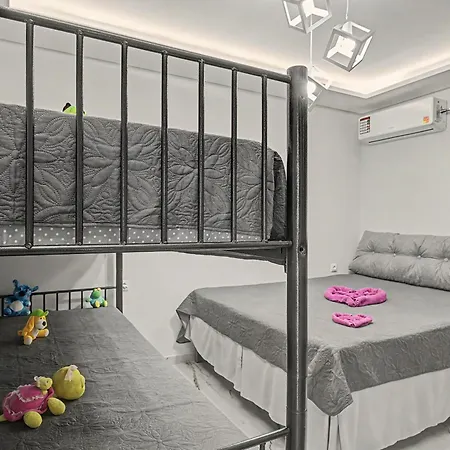 Olga's Modern Retreat,